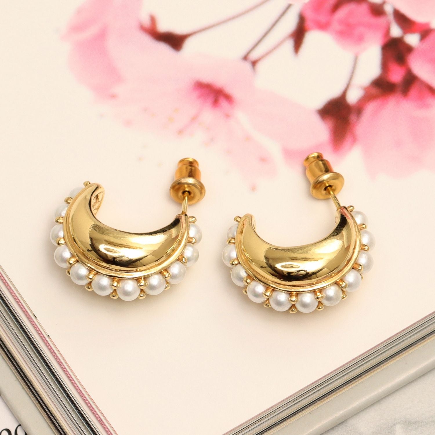 925 Sterling Silver 18K Gold Plated Hypoallergenic Pearl Hoop Earrings for Women Teens Girls