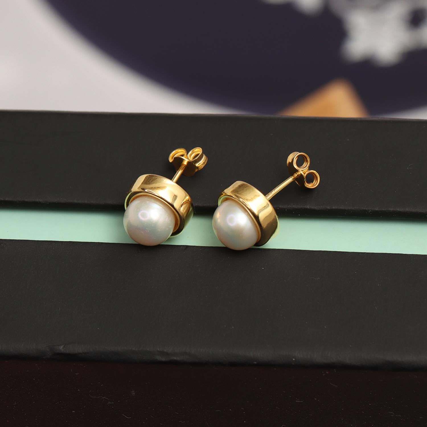 925 Sterling Silver Gold-Plated Freshwater Pearl Stud Earring for Teen and Women