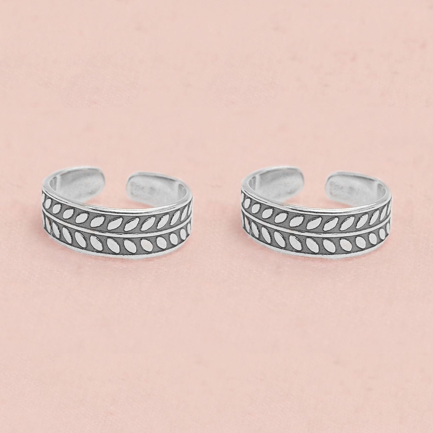 925 Sterling Silver Designer Oxidized Leaf Vine Band Toe Rings for Women